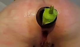 거대한 야채 삽입 십대 plumper 엉덩이