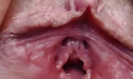 tyro big clitoris fretting maximum anent closeup webcam