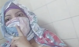 Réel arabe عرب وقحة كس Maman Sins In Hijab Wide of Jouir Elle Musulman Chatte Sur Webcam ARABE RELIGIEUX SEXE