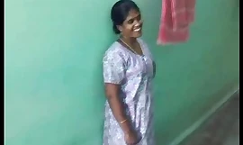 Sexy X-rated Tamil aunty