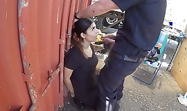 Ballocks the Cops - Chica latina mala pillada chupando la polla de un policía