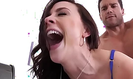 Chanel Preston Wants To Enactment Her Husband How a Unconditioned Scrounger Fucks