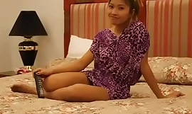 Η σέξι φιλιπίνα ενθουσιάζεται