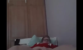 Having a supreme orgasm on cam