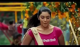 Pelakon Tamil asin payudara besar jumbing