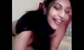 Tamil incomparable house wife enjoy a naughty mistiness chat mp4 إباحي فيديو
