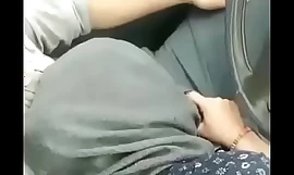 mamada relativa a auto (iran)