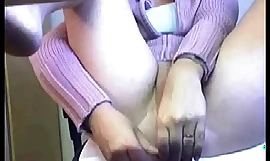 Nascosto web telecamera sotto scrivania beccato grande masturbazione