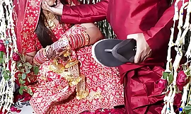 Indische Hochzeitsflitterwochen XXX in Hindi
