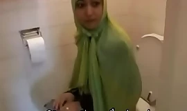 jamila arabe marocaine hidžab lesbienne beurette