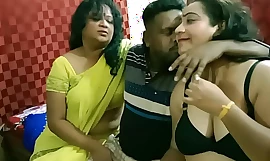 Indisk bengalsk dreng bliver ivrig efter at one's fingertips kneppe to milf bhabhi !! Bedste fyr-faldne trekant sex